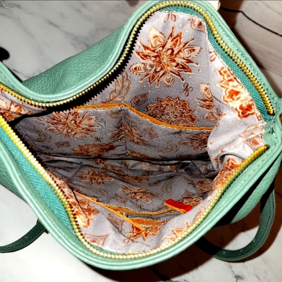 HOBO Iconic BLAZE Convertible Shoulder Bag & Backpack Pebbled Leather - Picture 3 of 9